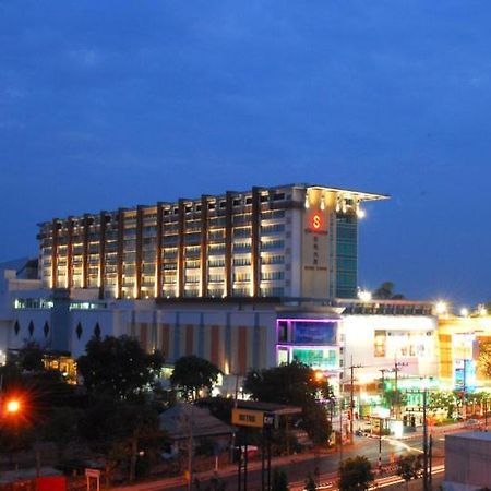 Sunee Grand Hotel And Convention Center Ubonratcsathani Kültér fotó